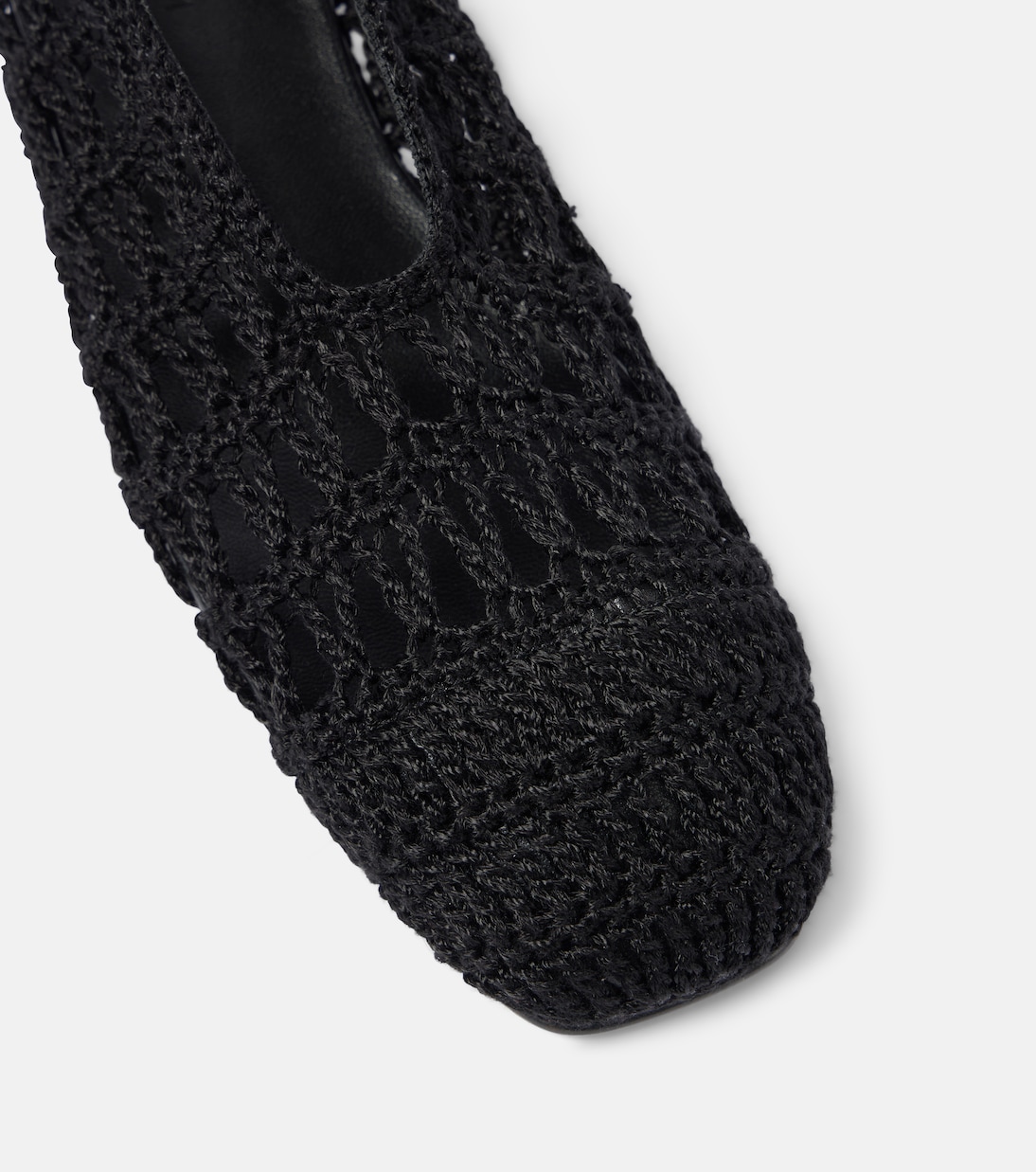 Crochet ballet flats  | Magda Butrym