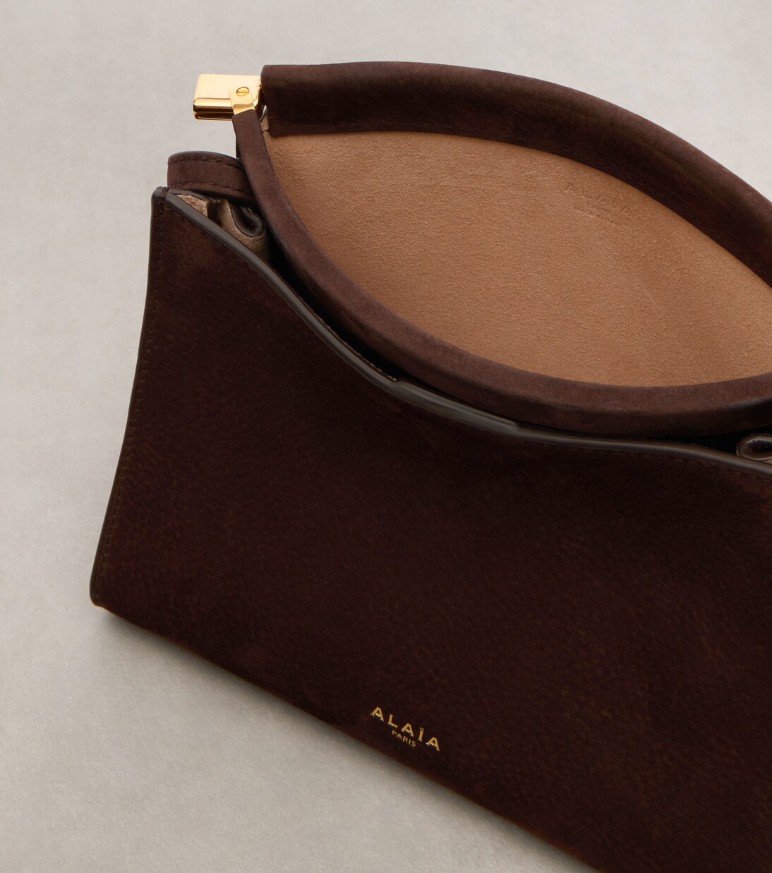 Le Click Small suede shoulder bag | Alaïa
