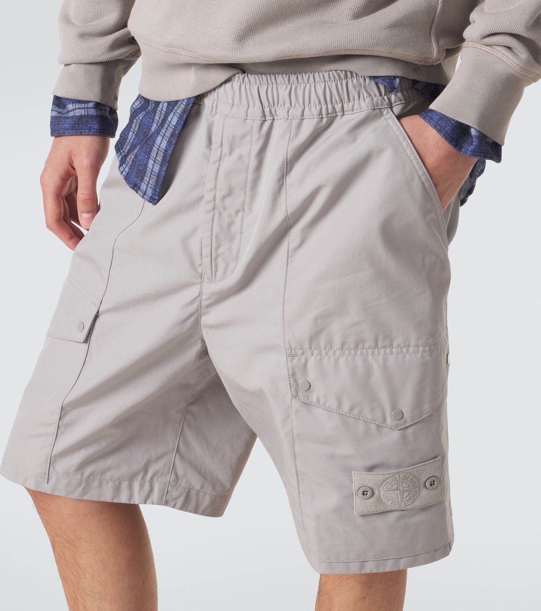 Ghost cotton canvas cargo shorts | Stone Island