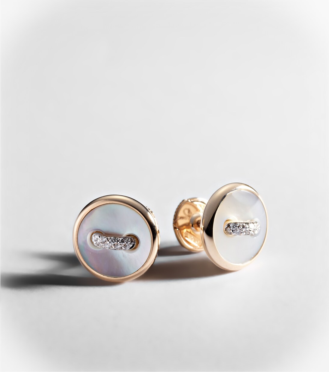 Pom Pom Dot 18kt rose gold earrings with mother of pearl and diamonds | Pomellato
