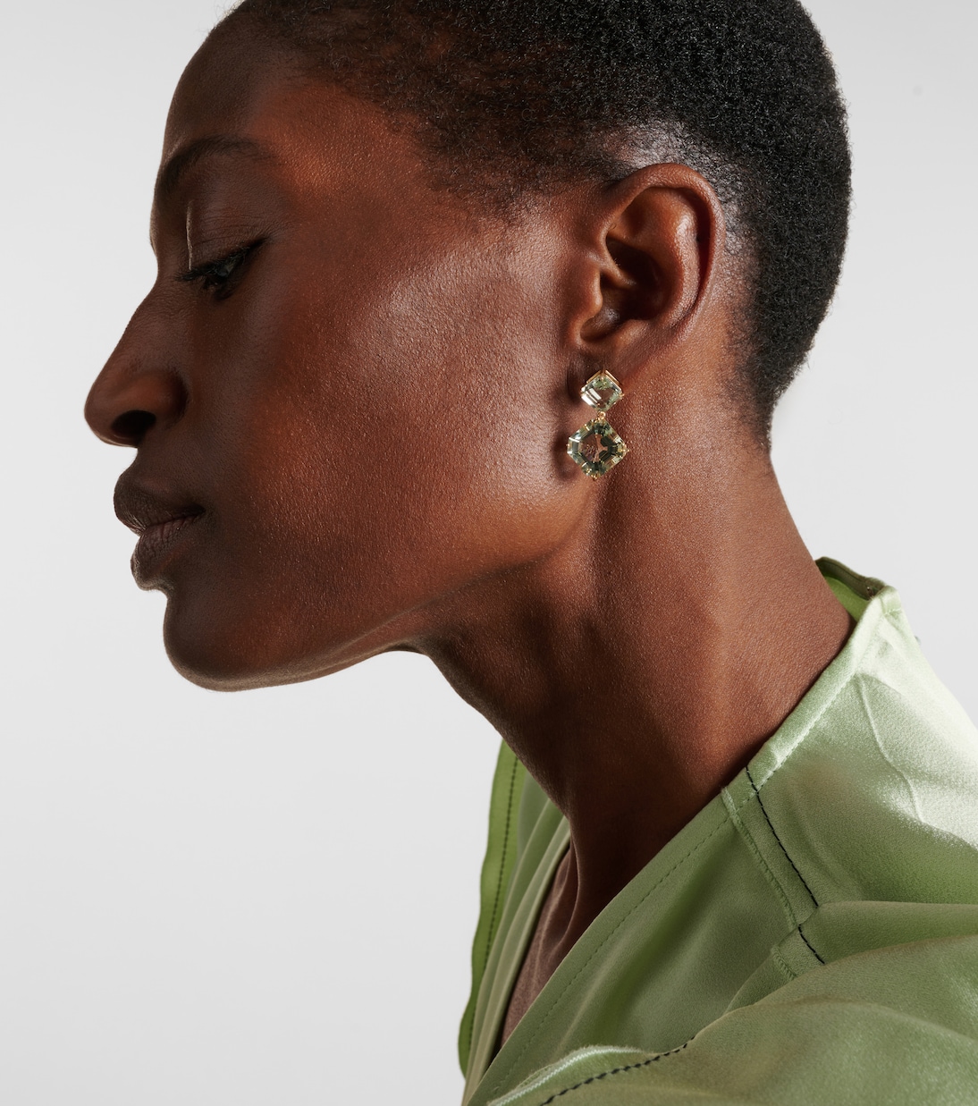 أقراط للأذن من الذهب 14 قيراط مع جمشت | Mateo