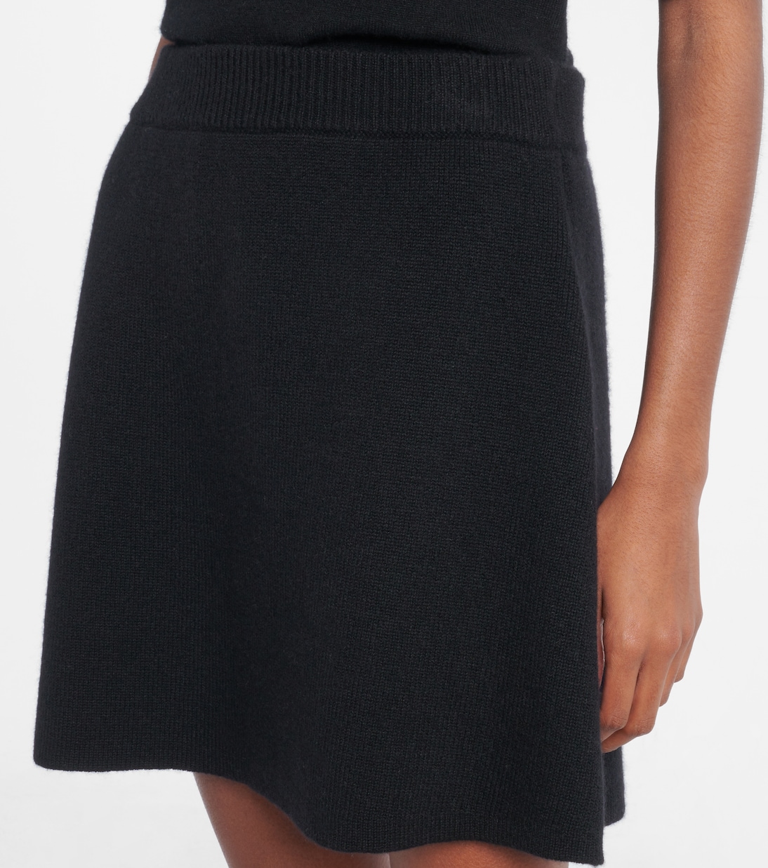 Minirock Clare aus Kaschmir | Lisa Yang