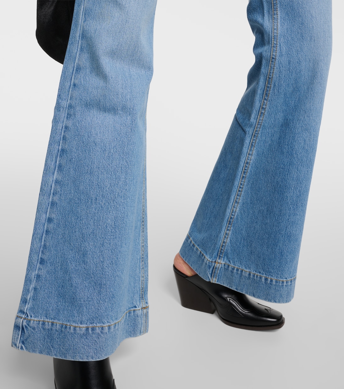 Jeans flared con tiro alto | Stella McCartney