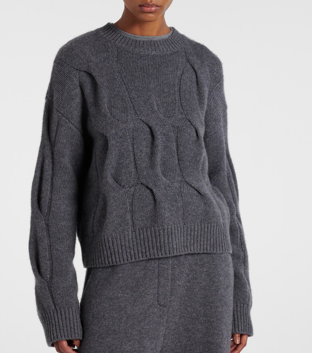 Sammie cable-knit cashmere sweater | Lisa Yang