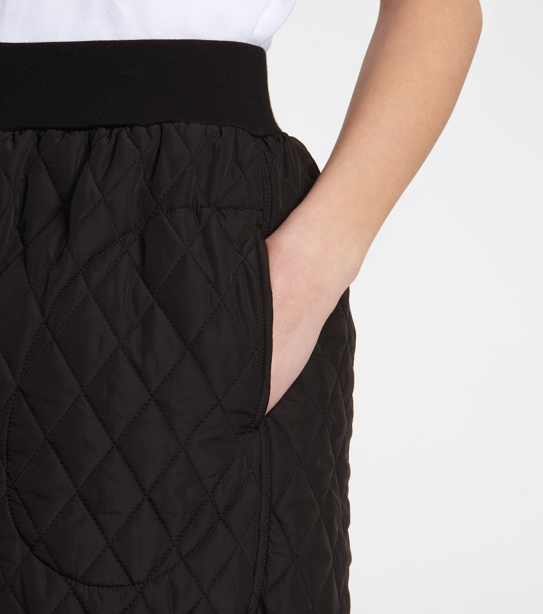 Gesteppte High-Rise Shorts | Norma Kamali