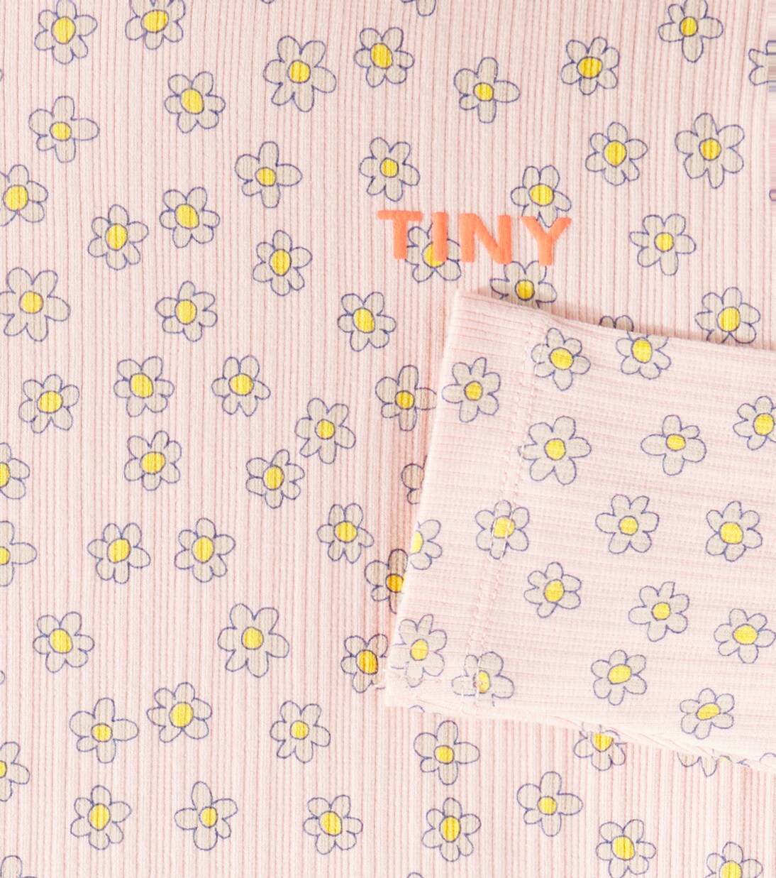 Daisies floral mock neck cotton top | Tinycottons