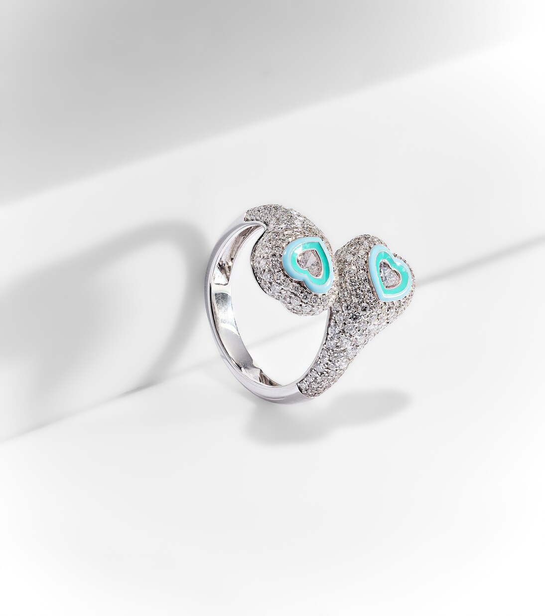 Gemini Heart 18kt white gold pinky ring with diamonds | Kamyen