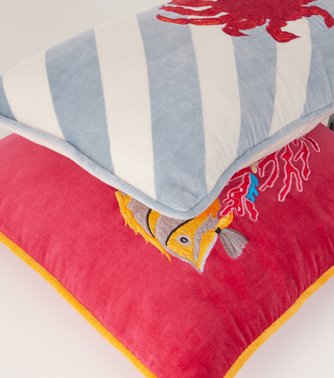 Tropical embroidered cotton velvet cushion | Les-Ottomans