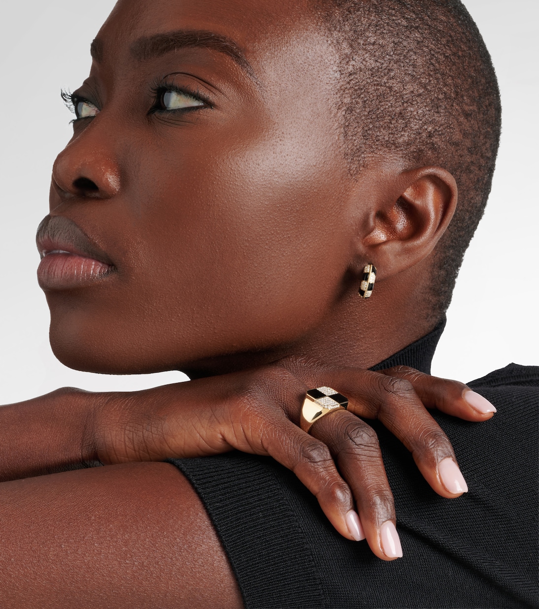 Damier 9kt gold ring with diamonds and onyx | Yvonne Léon