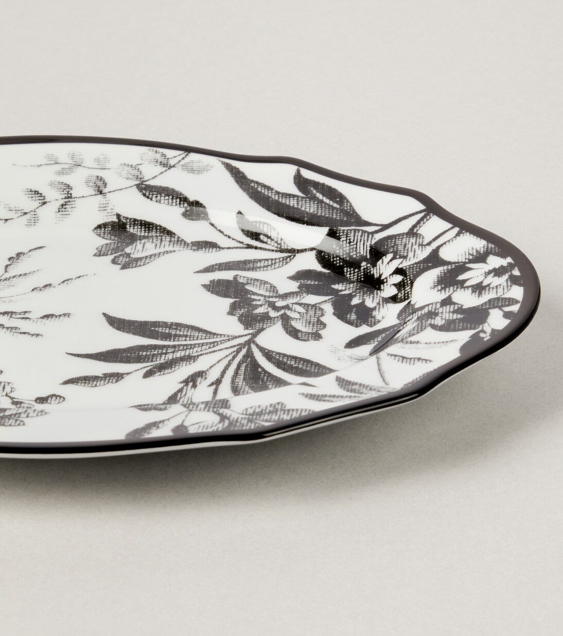 Herbarium porcelain plate | Gucci