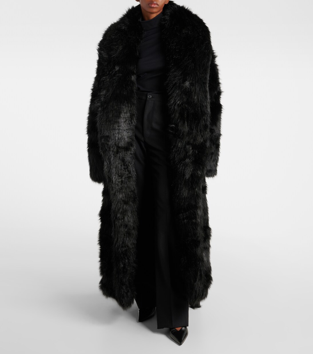 Mantel Vast aus Faux Fur | Entire Studios