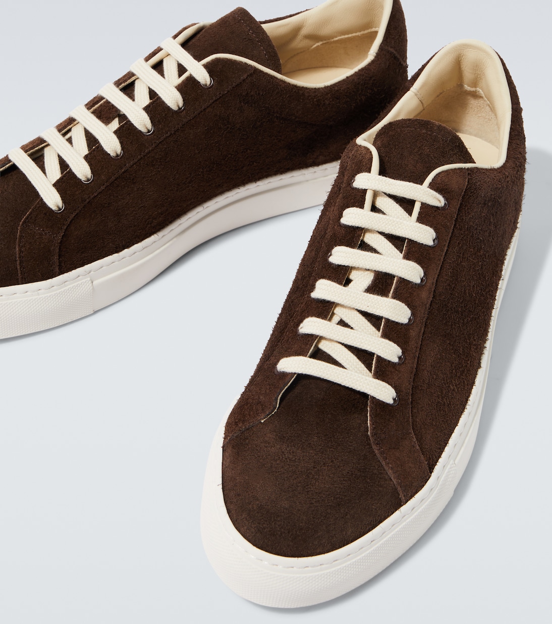 Sneakers Achilles aus Veloursleder | Common Projects