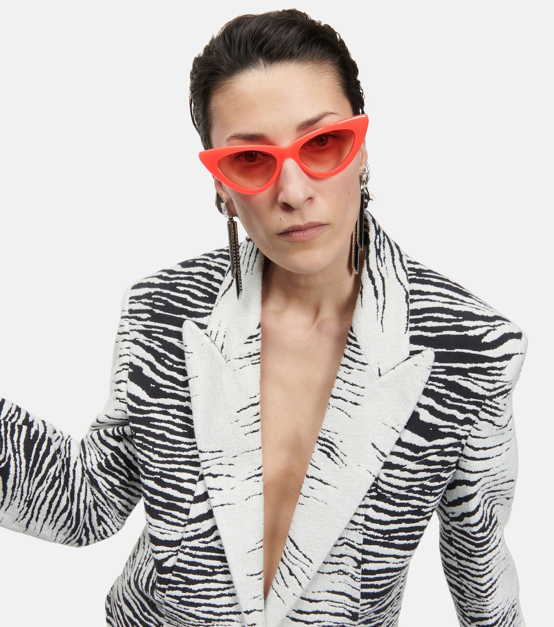 X Linda Farrow Sonnenbrille Dora | The Attico