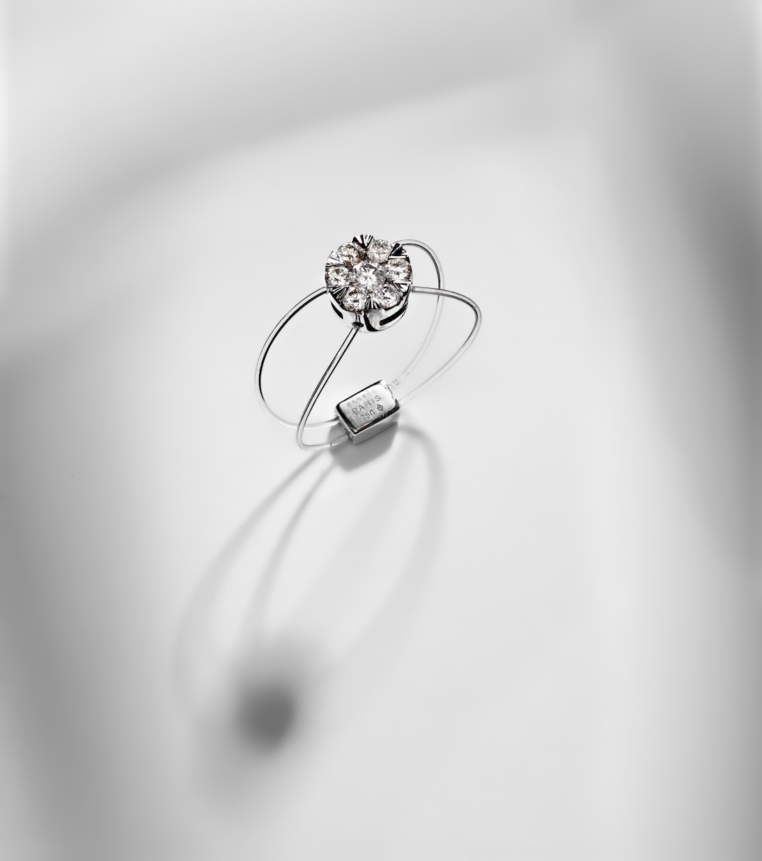 Ring Floating aus 18kt Weißgold mit Diamant | Persée