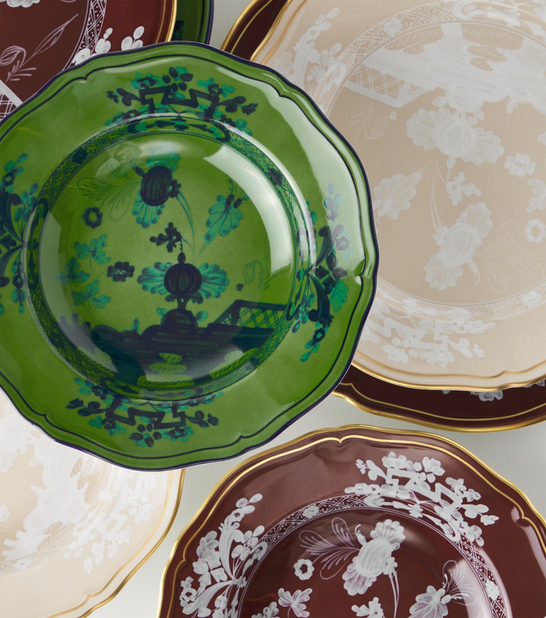 Piatto piano Oriente Italiano in porcellana | Ginori 1735