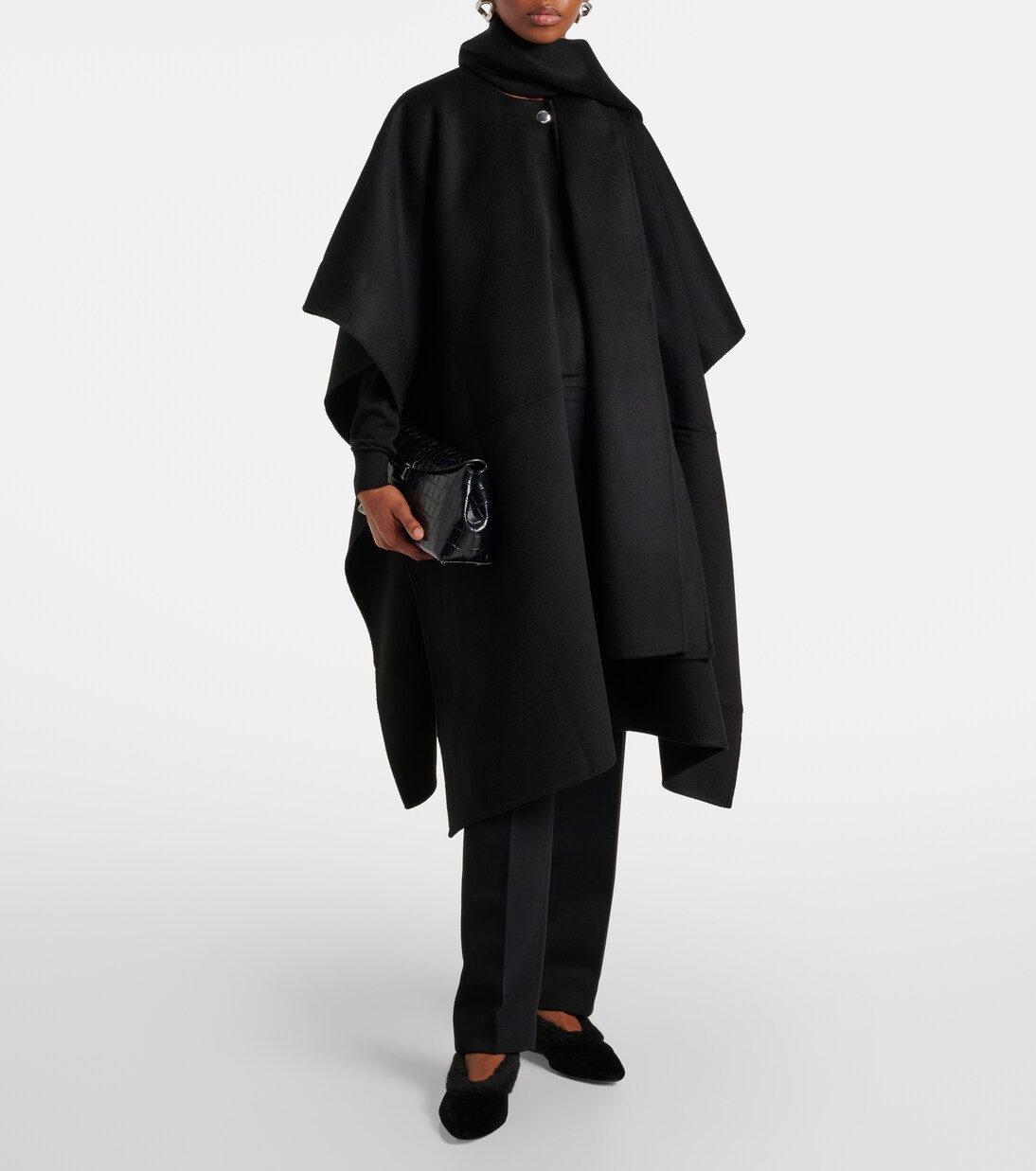 Ballerinas aus Samt mit Shearling | Toteme