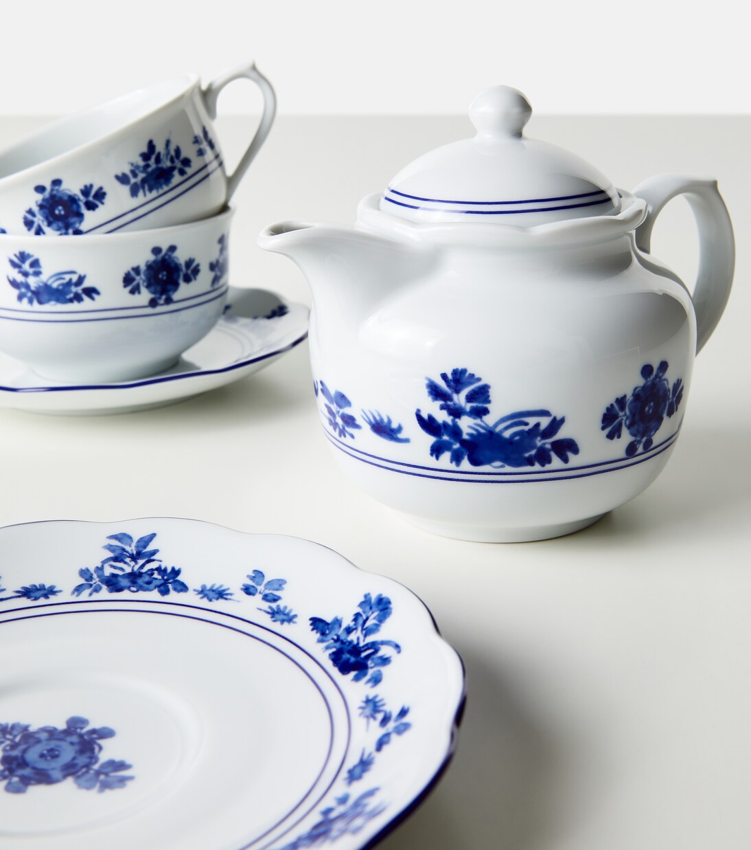Gloria floral porcelain teapot | Cabana