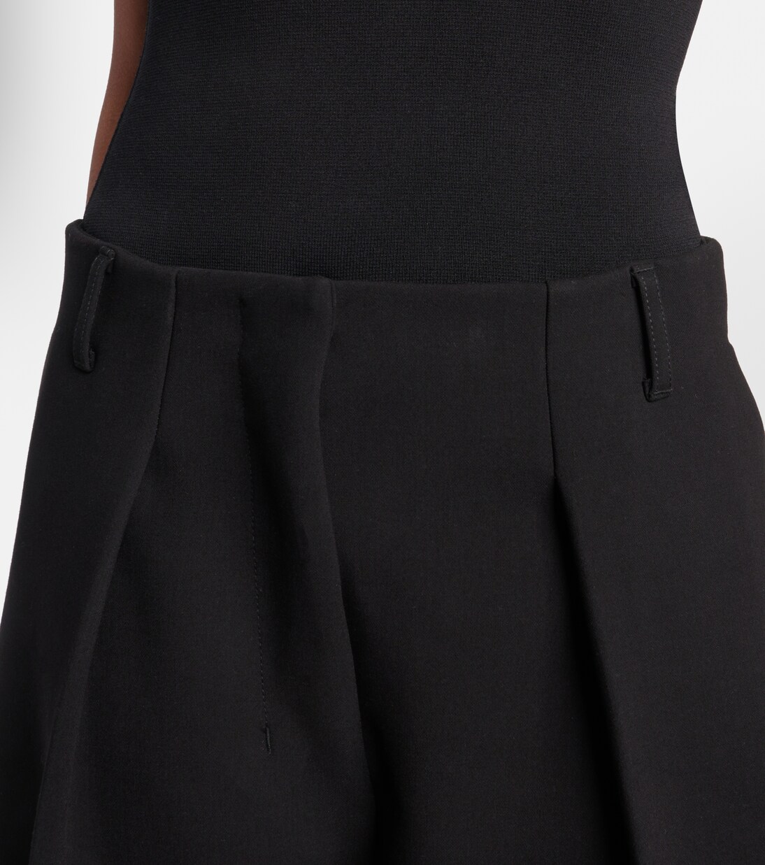 Ovalo barrel-leg pants | Jacquemus