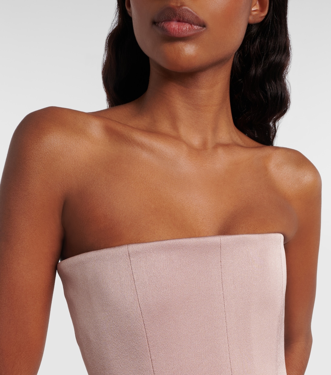 Robe longue en satin | Alex Perry