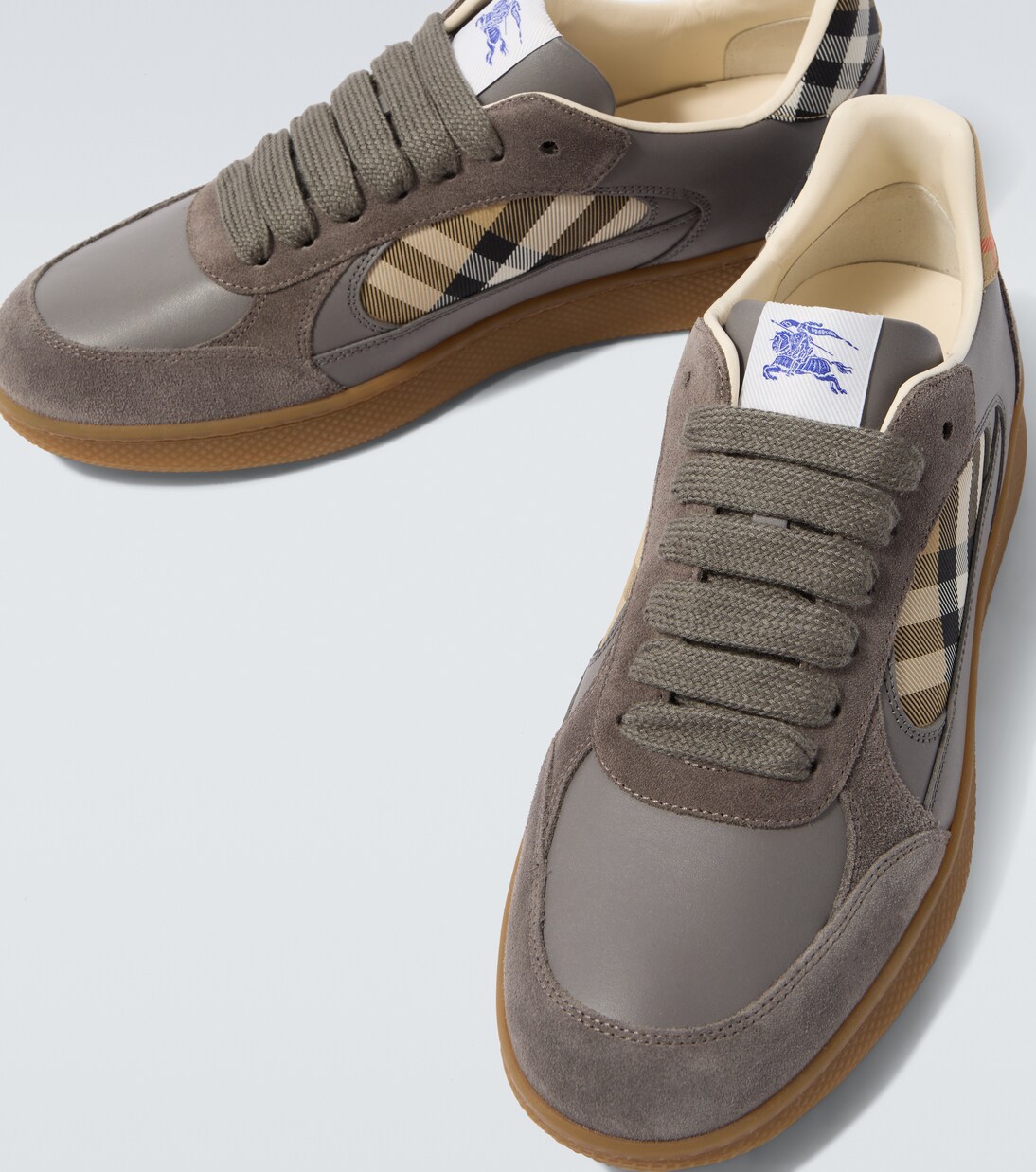 Sneakers Outdoor aus Leder und Veloursleder | Burberry