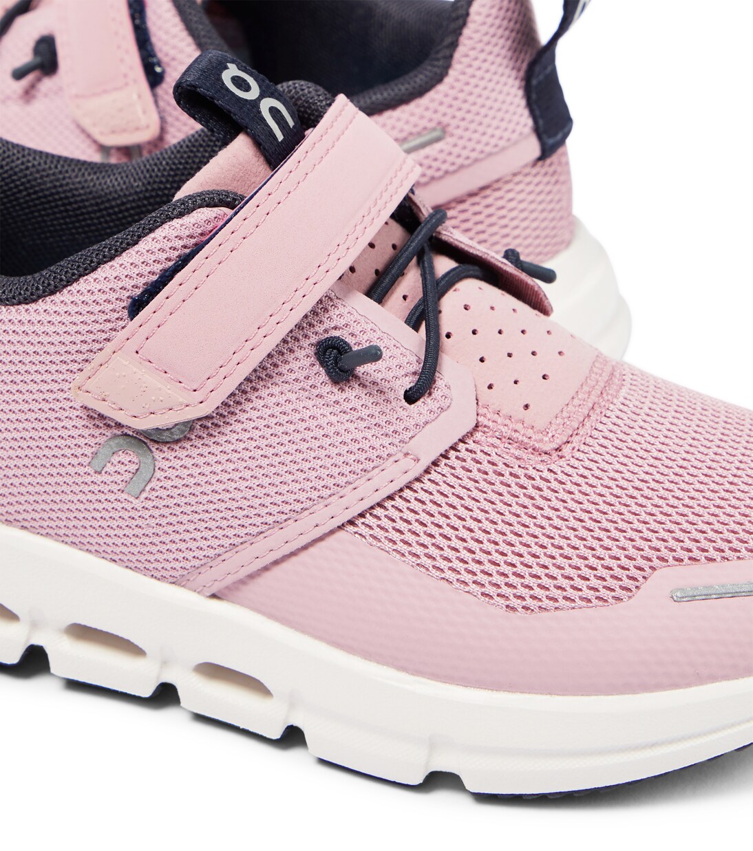 Cloud Play running shoes | On Kids