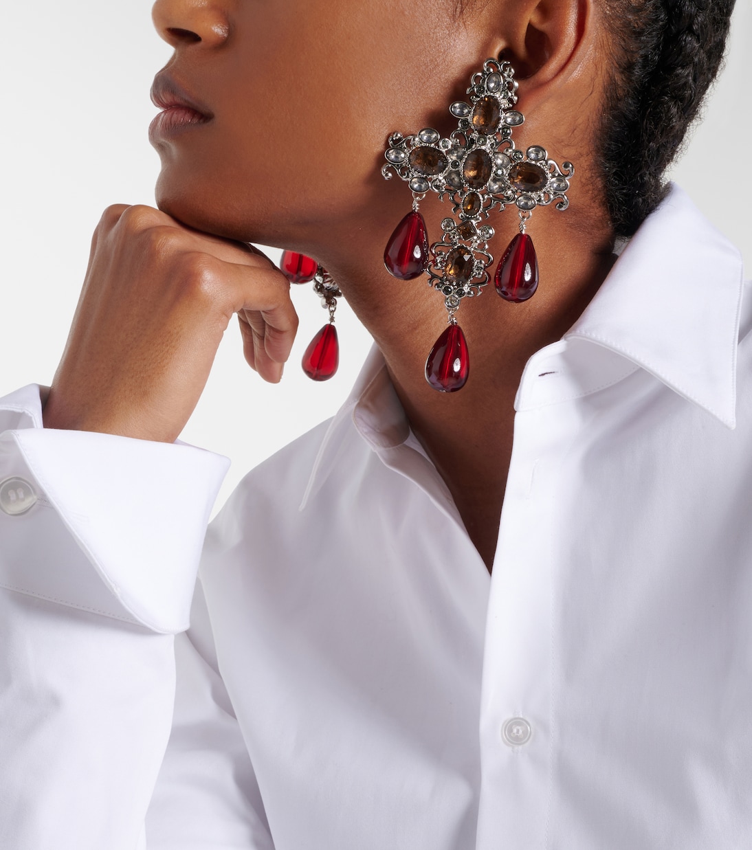 Clip-Ohrringe Cross mit Kristallen | Saint Laurent