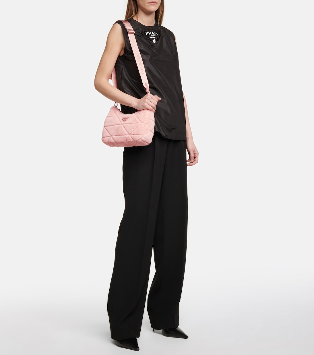 Schultertasche aus Shearling | Prada