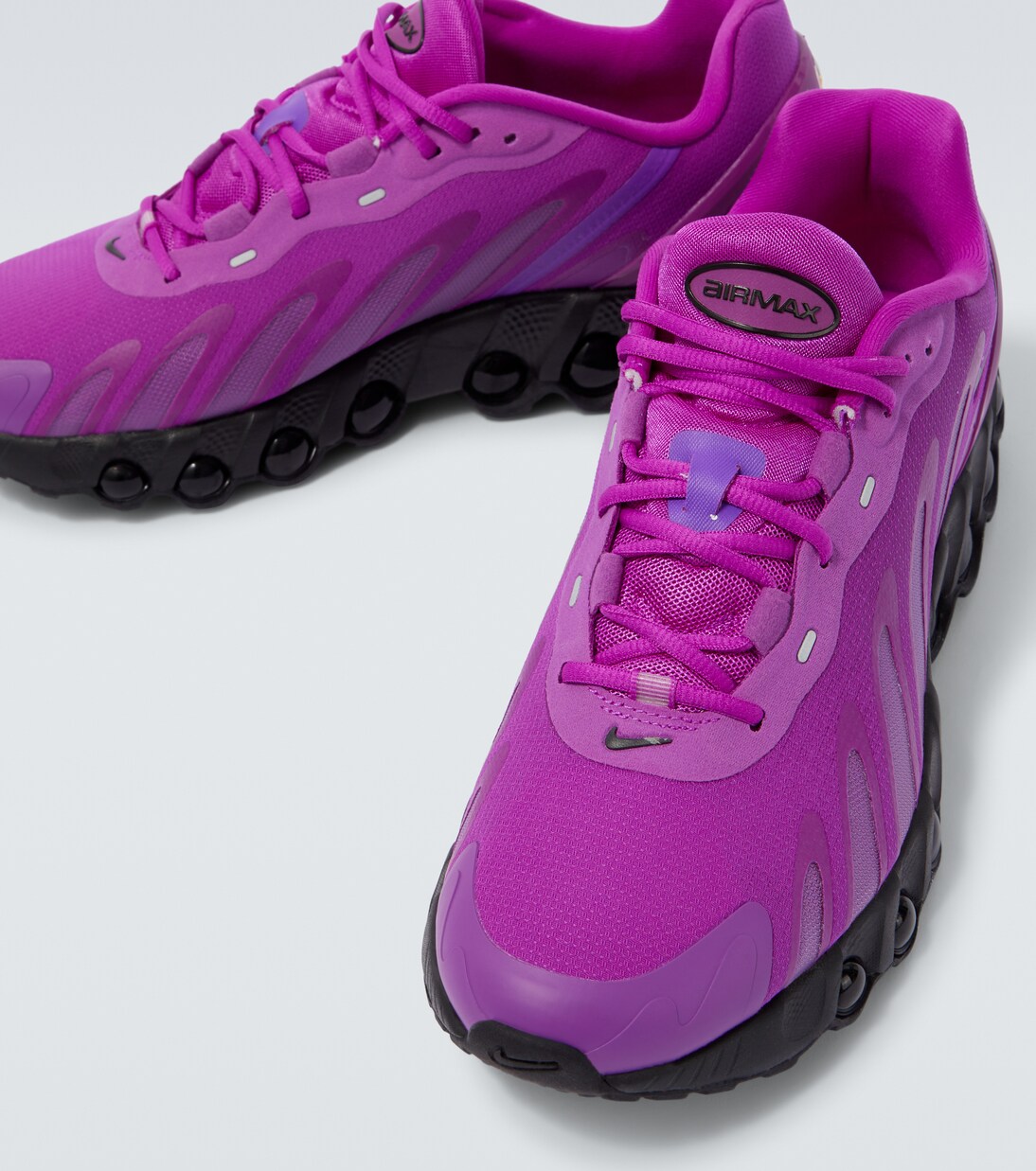 Air Max Dn8 running shoes  | Nike