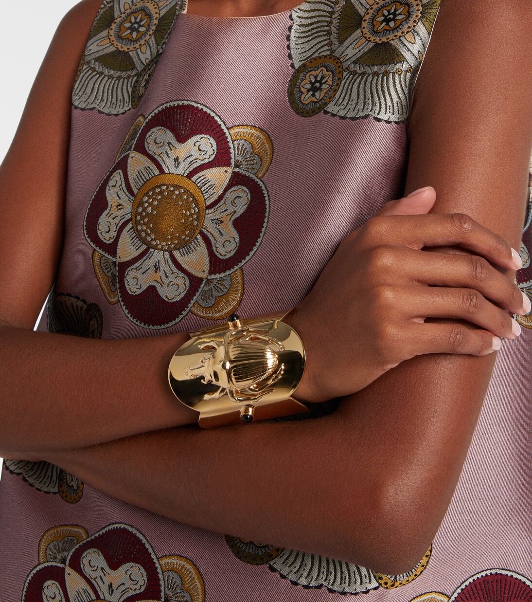 Scarab镀金开口手镯 | La DoubleJ