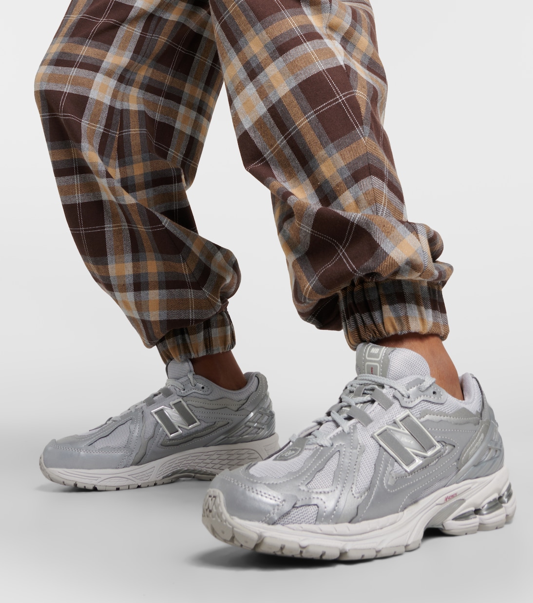 1906D sneakers | New Balance