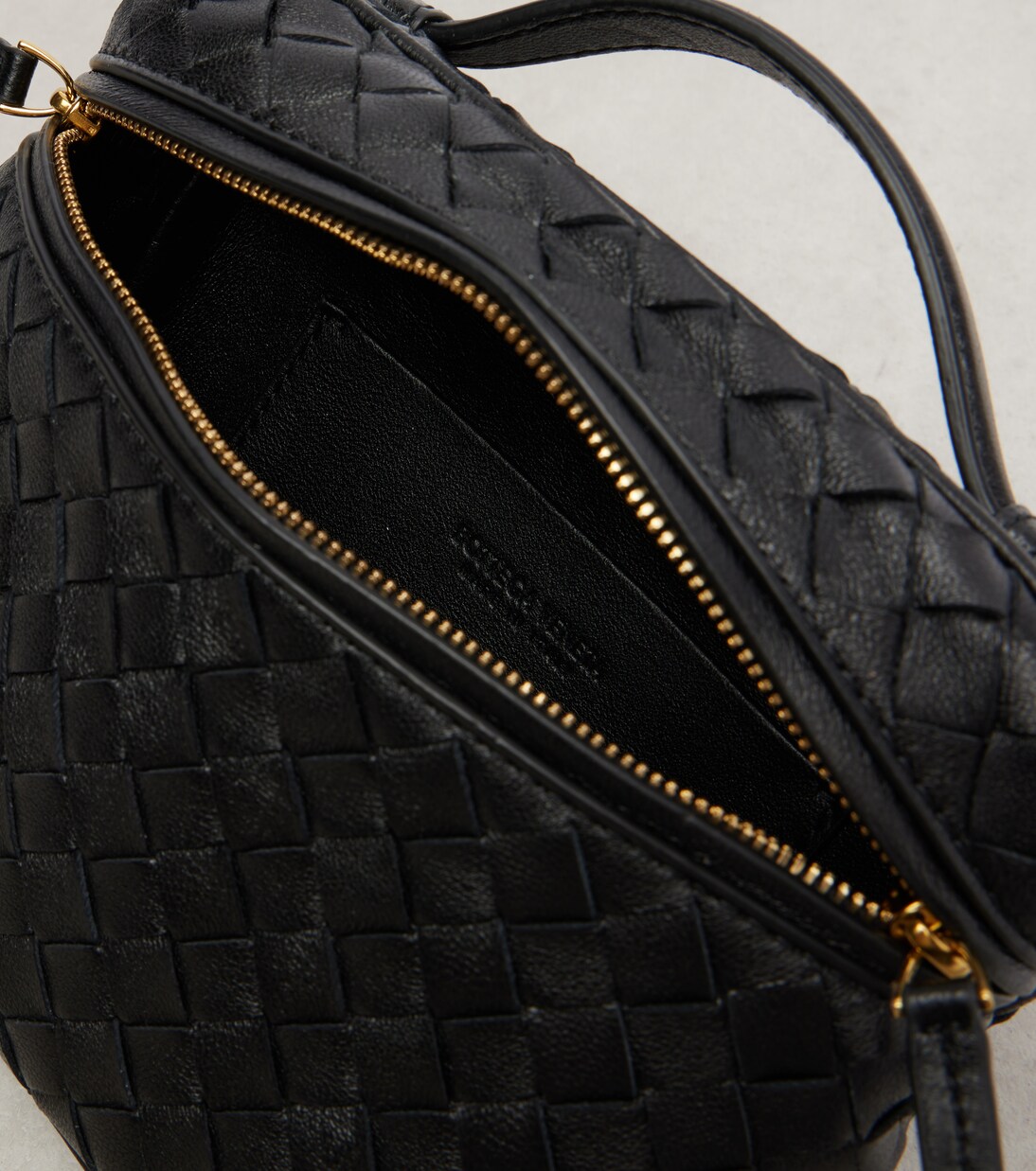 Intrecciato leather crossbody bag | Bottega Veneta