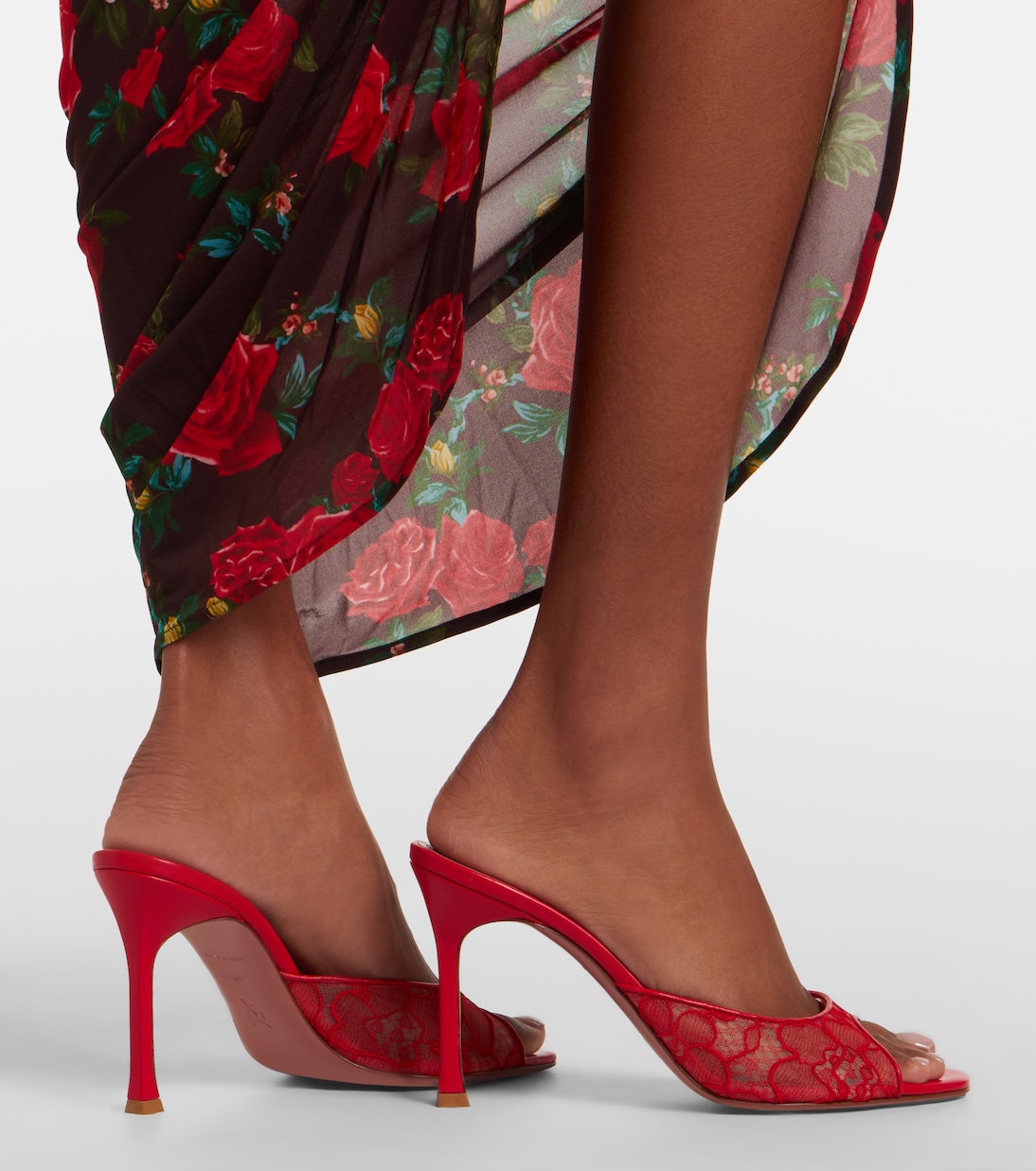 Mules Alexa in pizzo con pelle | Amina Muaddi