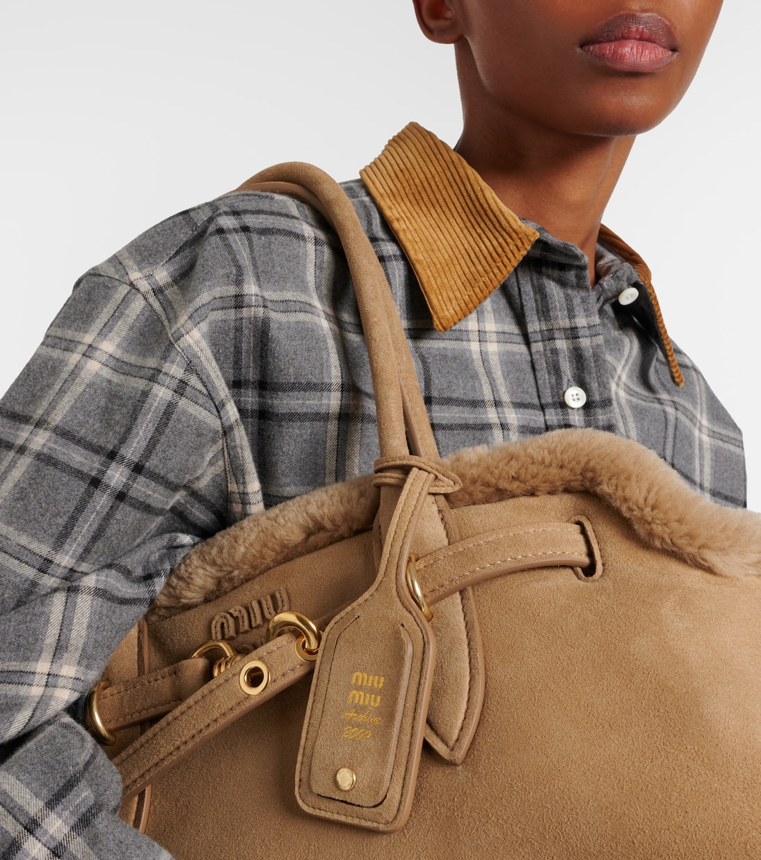 Tote Bag Adventure aus Veloursleder mit Shearling | Miu Miu