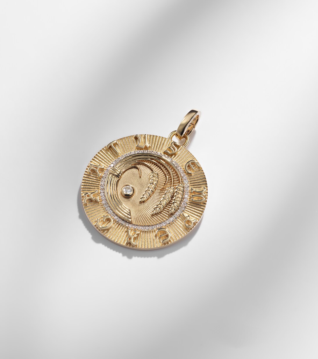 Anhänger Infinite Gratitude Large aus 18kt Gelbgold mit Diamanten | FoundRae