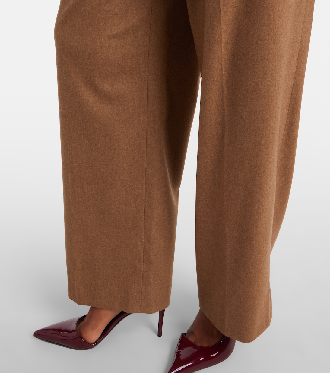 Pantalon droit August à taille haute en laine | Khaite