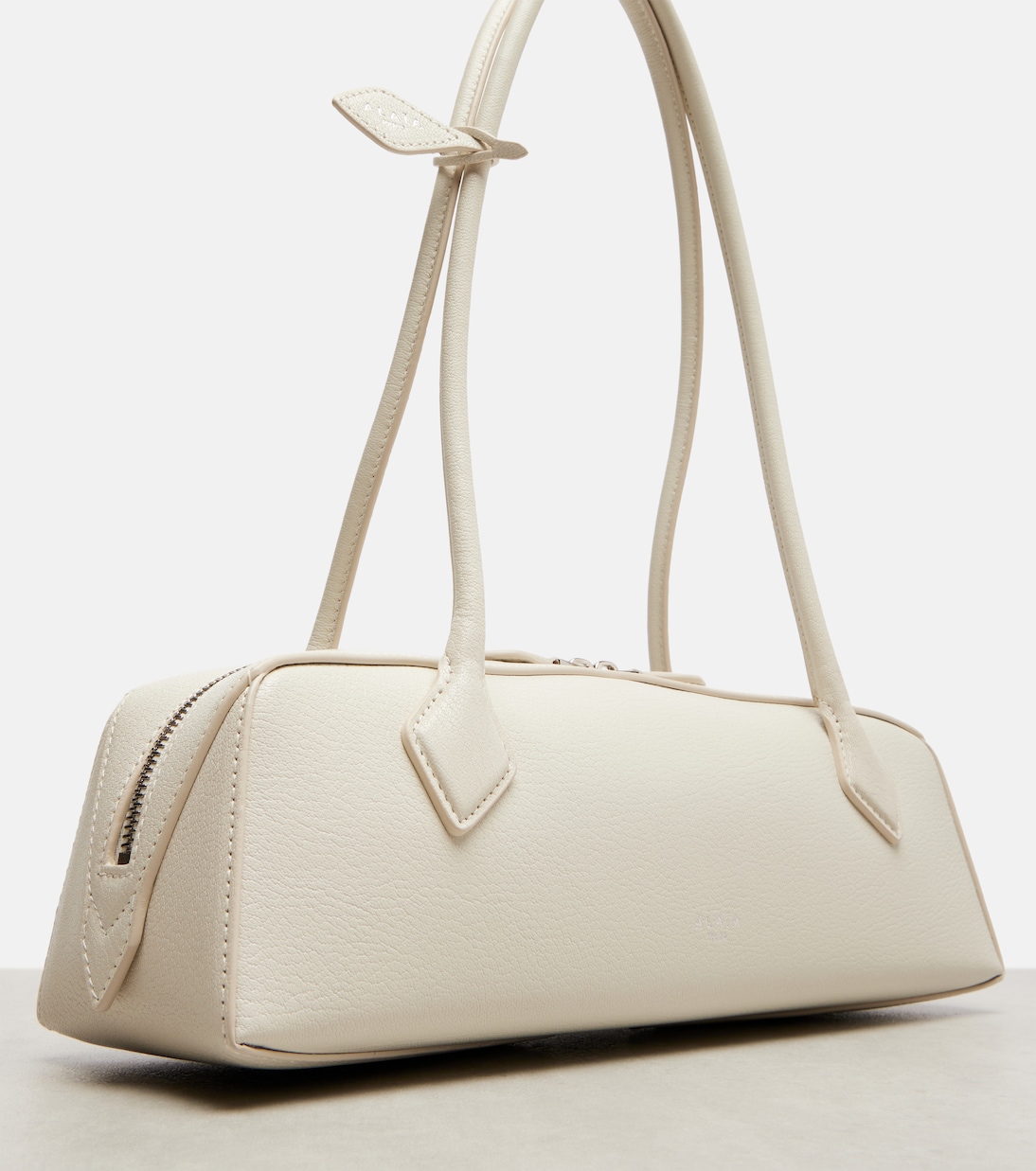 Le Teckel Medium leather shoulder bag | Alaïa