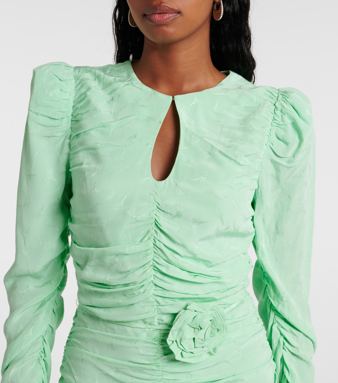 Robe froncée à fleurs | Rotate