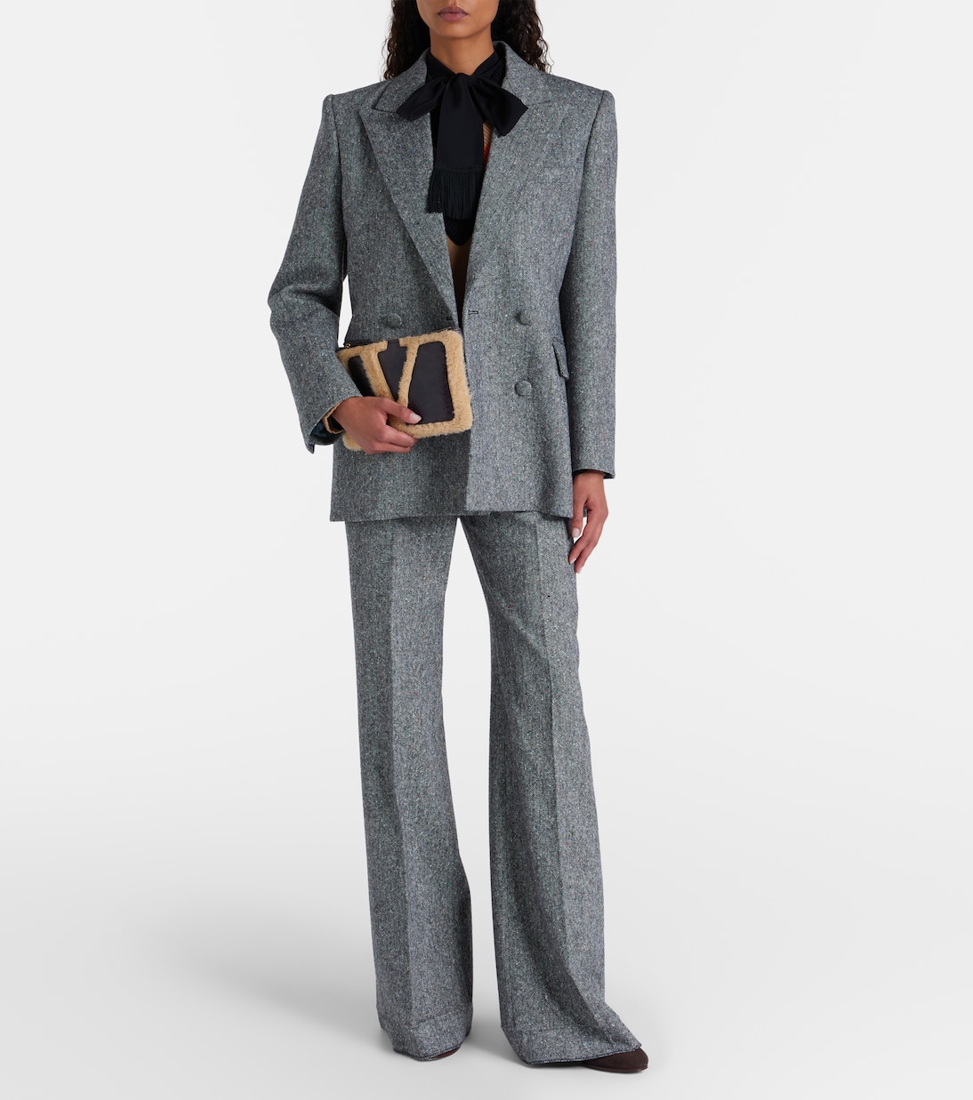 Viva Superstar Medium leather pouch | Valentino Garavani