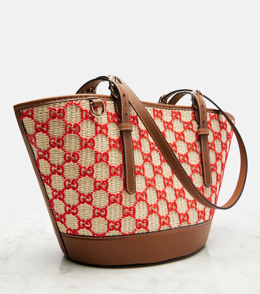 Summer GG Medium raffia shoulder bag | Gucci