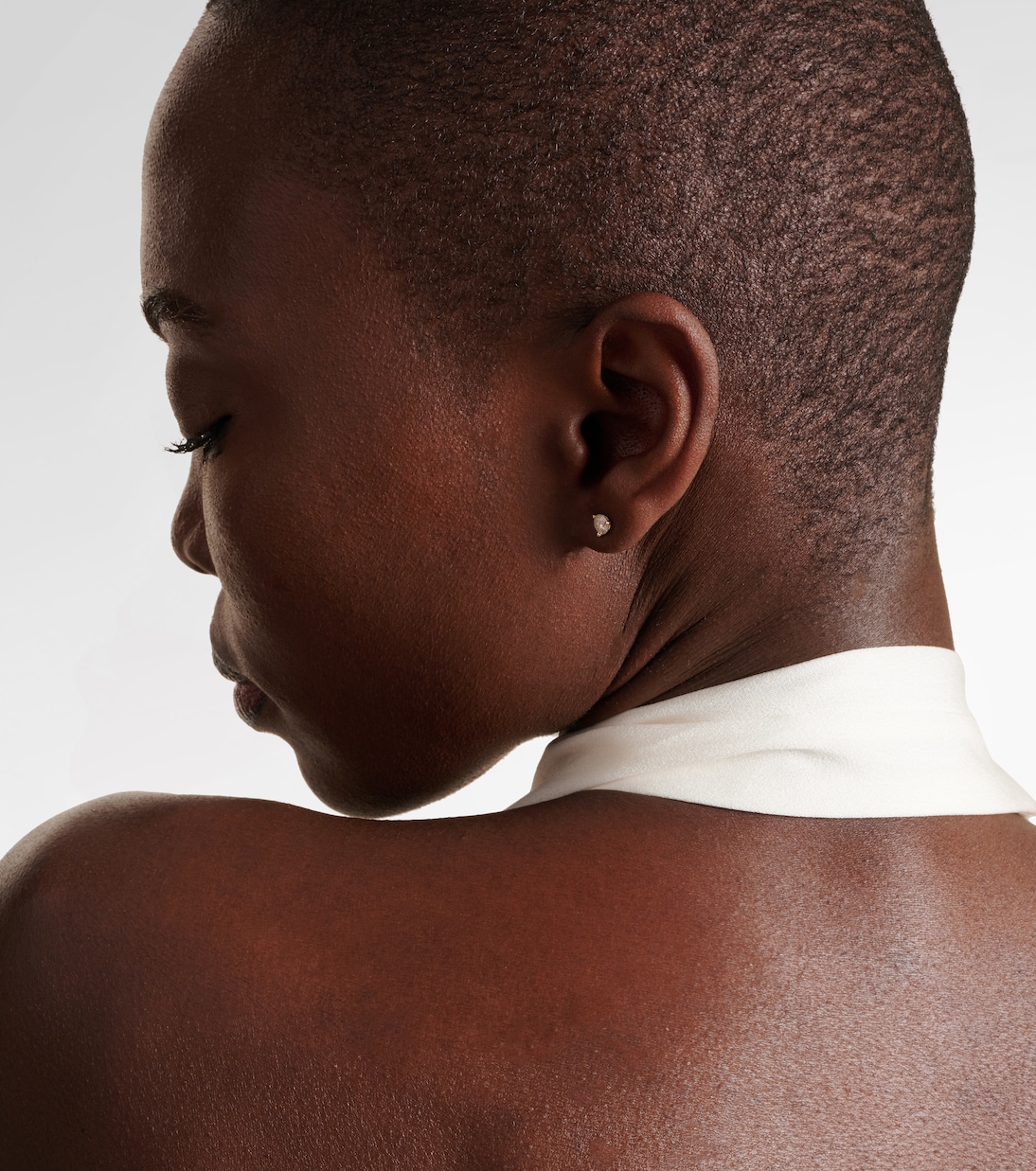 Ohrringe aus 14kt Gelbgold mit Diamanten | Stone and Strand