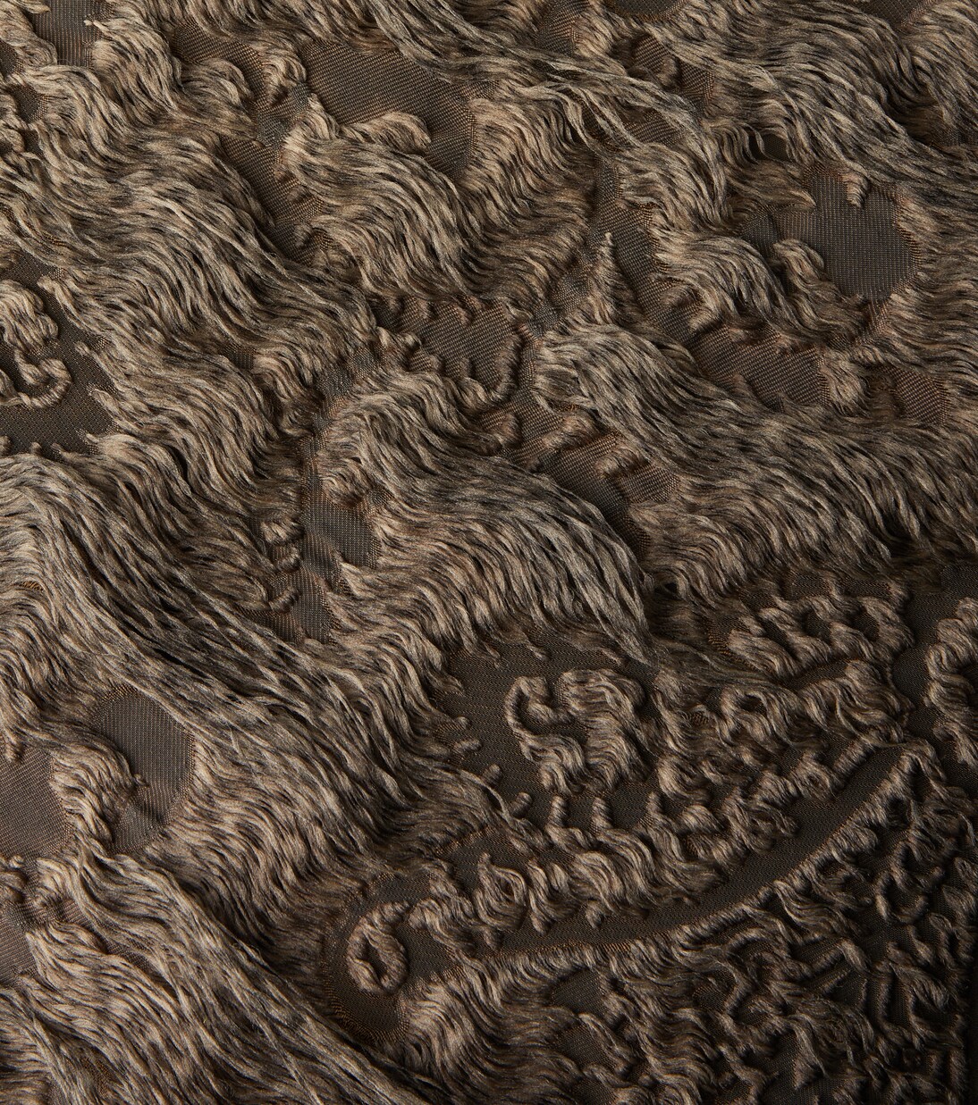 Ademia cushion | The House of Lyria