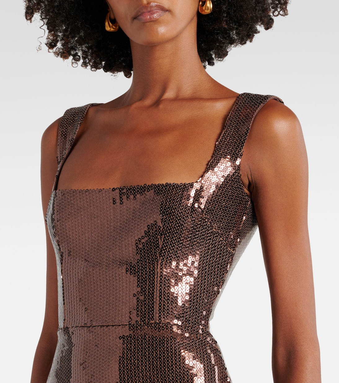 فستان قصير مُزيّن بالترتر | Alex Perry