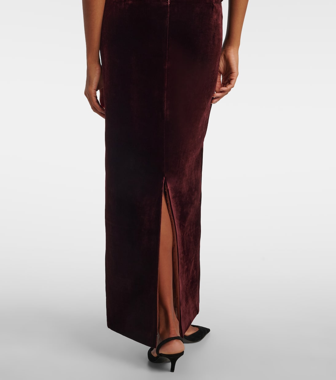 Robe Noélie aus Samt mit Kristallen | The New Arrivals Ilkyaz Ozel