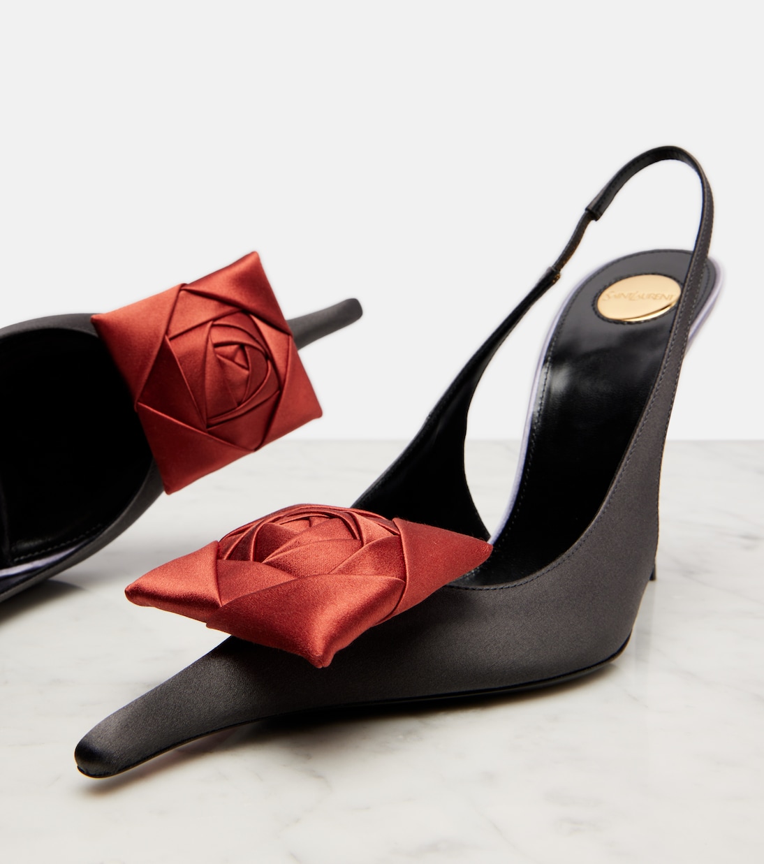 Slingback-Pumps Amalia 110 aus Satin | Saint Laurent