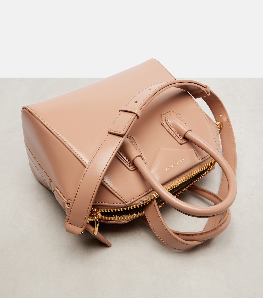 Bolso Antigona Small de piel | Givenchy