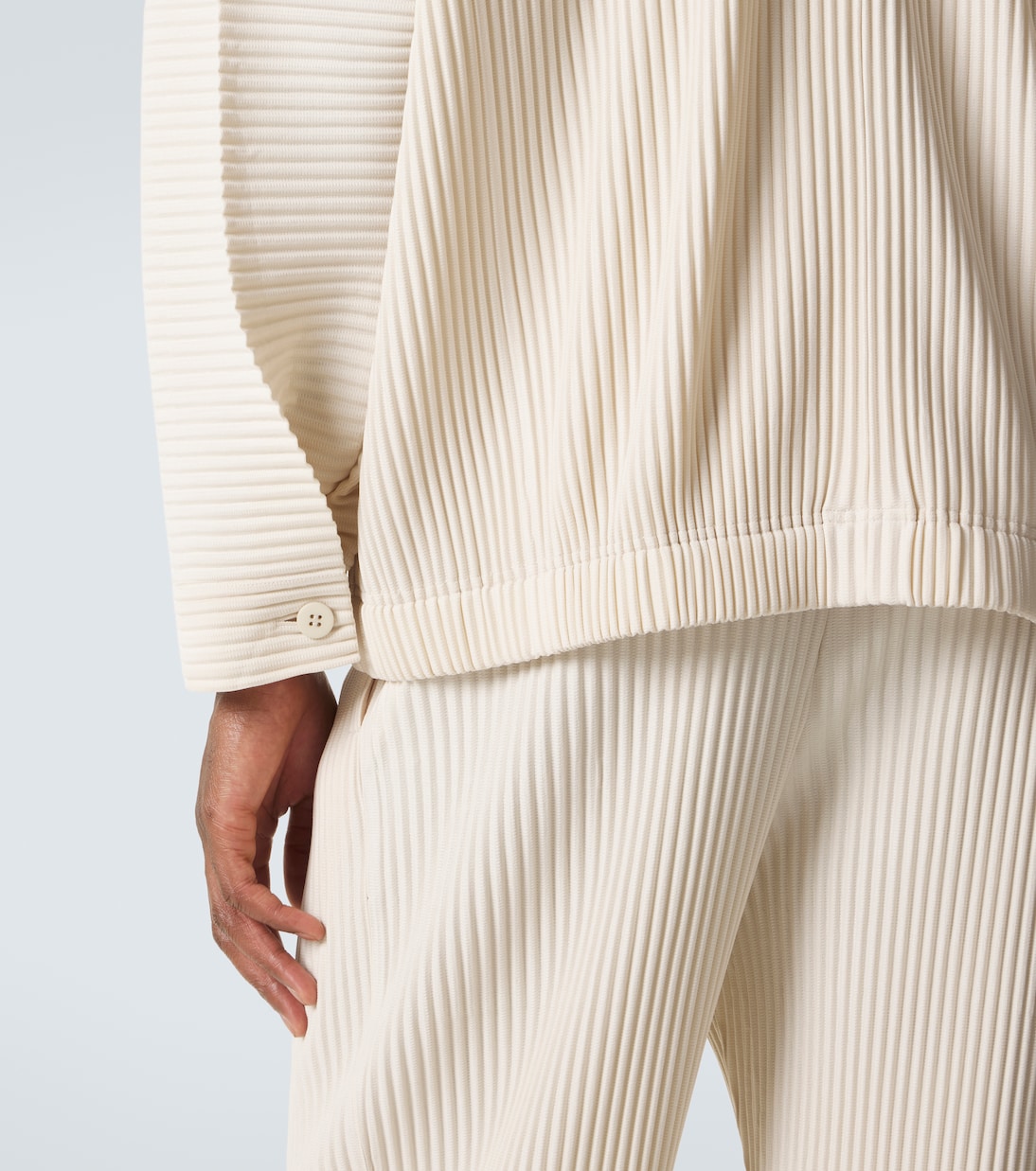 Cardigan Monthly Colors: March | Homme Plissé Issey Miyake