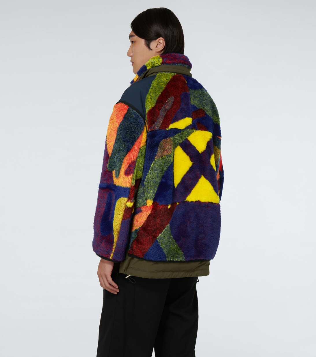 Sacai x KAWS chaqueta bomber con patchwork | Sacai