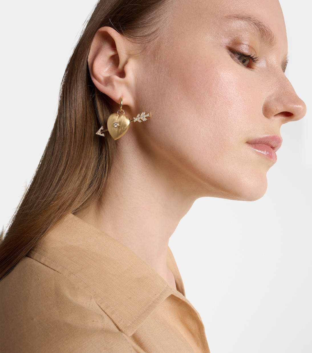 Rosa 18kt gold necklace with diamonds | Marie Lichtenberg