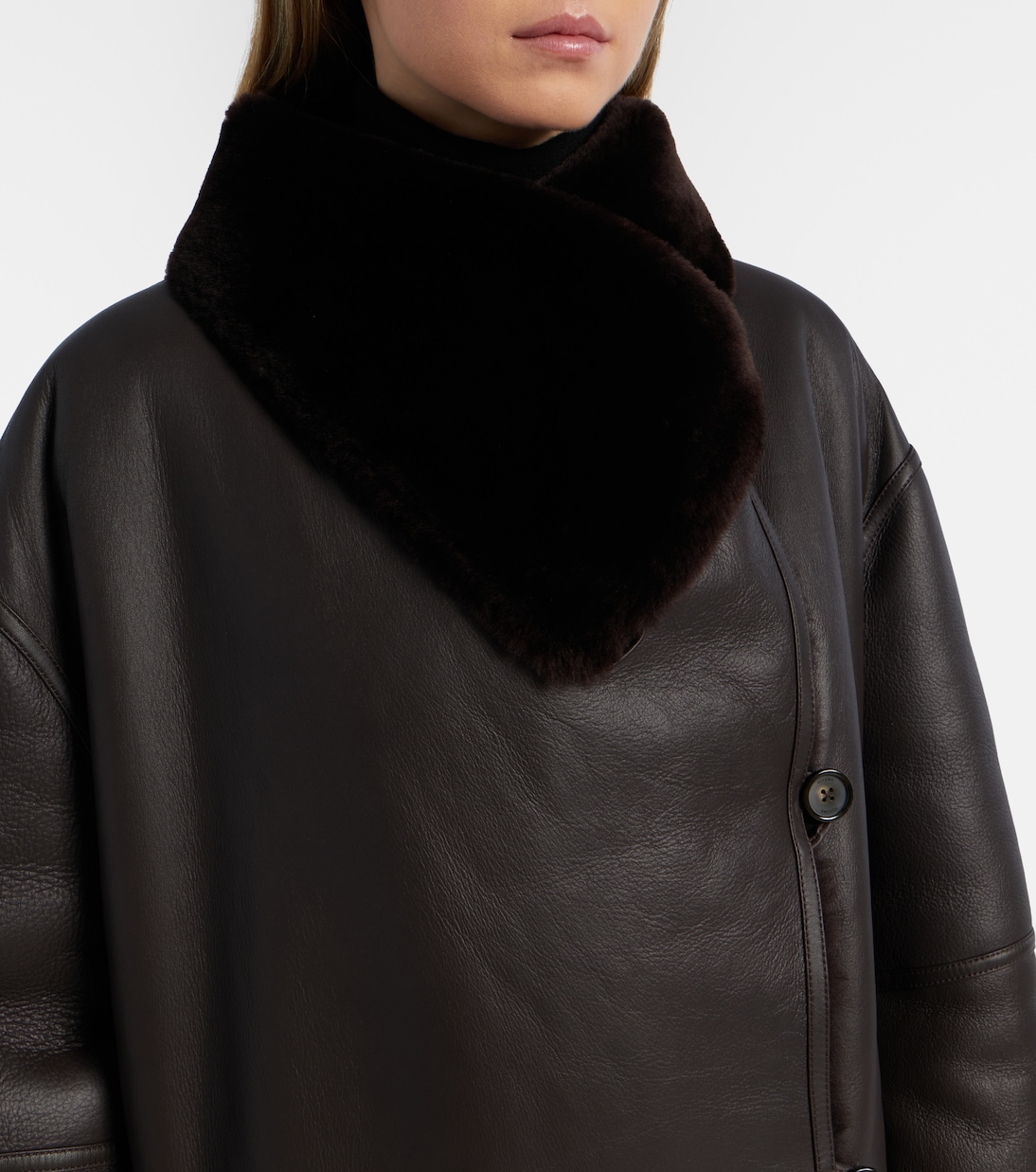 Manteau en cuir et shearling | Toteme
