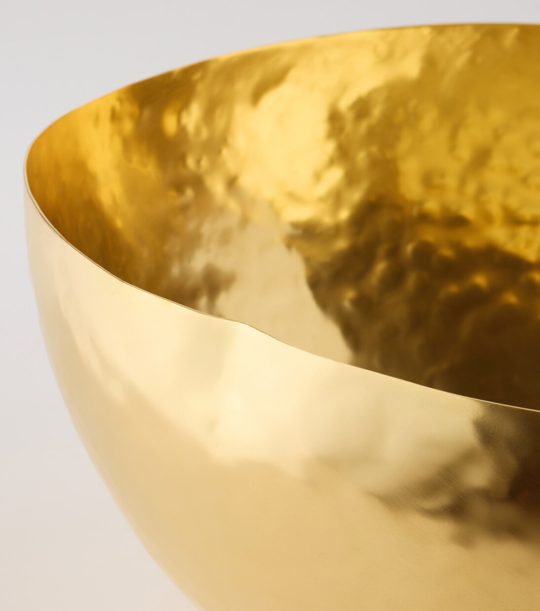 Bash Vessel Large gold-plated brass bowl | Tom Dixon